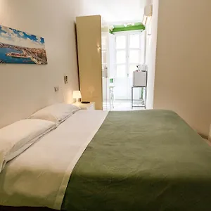 Onlyrooms II - Real Old Town Gasthof